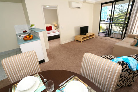 Neptune Resort - eAccommodation 32