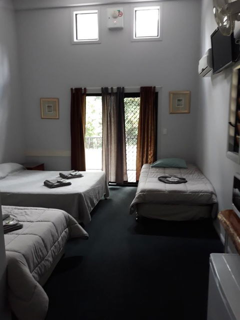 Speewah Country Tavern - eAccommodation 18