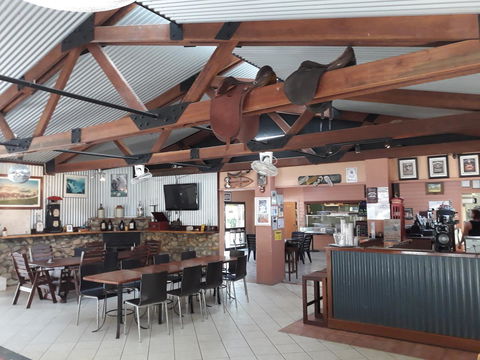 Speewah Country Tavern - eAccommodation 10