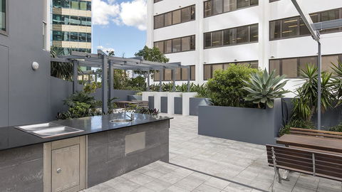 Oaks Brisbane On Felix Suites - eAccommodation 14