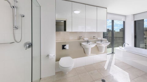 Oaks Brisbane On Felix Suites - eAccommodation 9