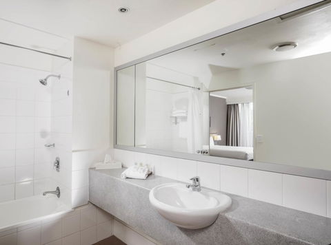 Hotel Indigo Brisbane City Centre, An IHG Hotel - eAccommodation 1