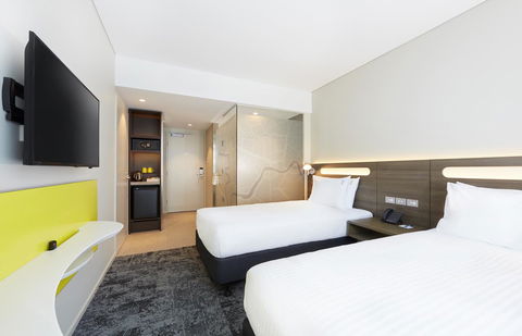 Holiday Inn Express Brisbane Central, An IHG Hotel - eAccommodation 1