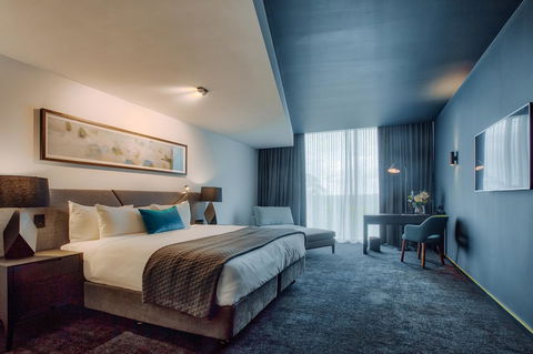 Eatons Hill Hotel - eAccommodation 22