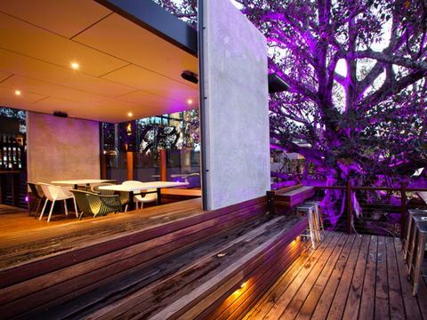Eatons Hill Hotel - eAccommodation 37