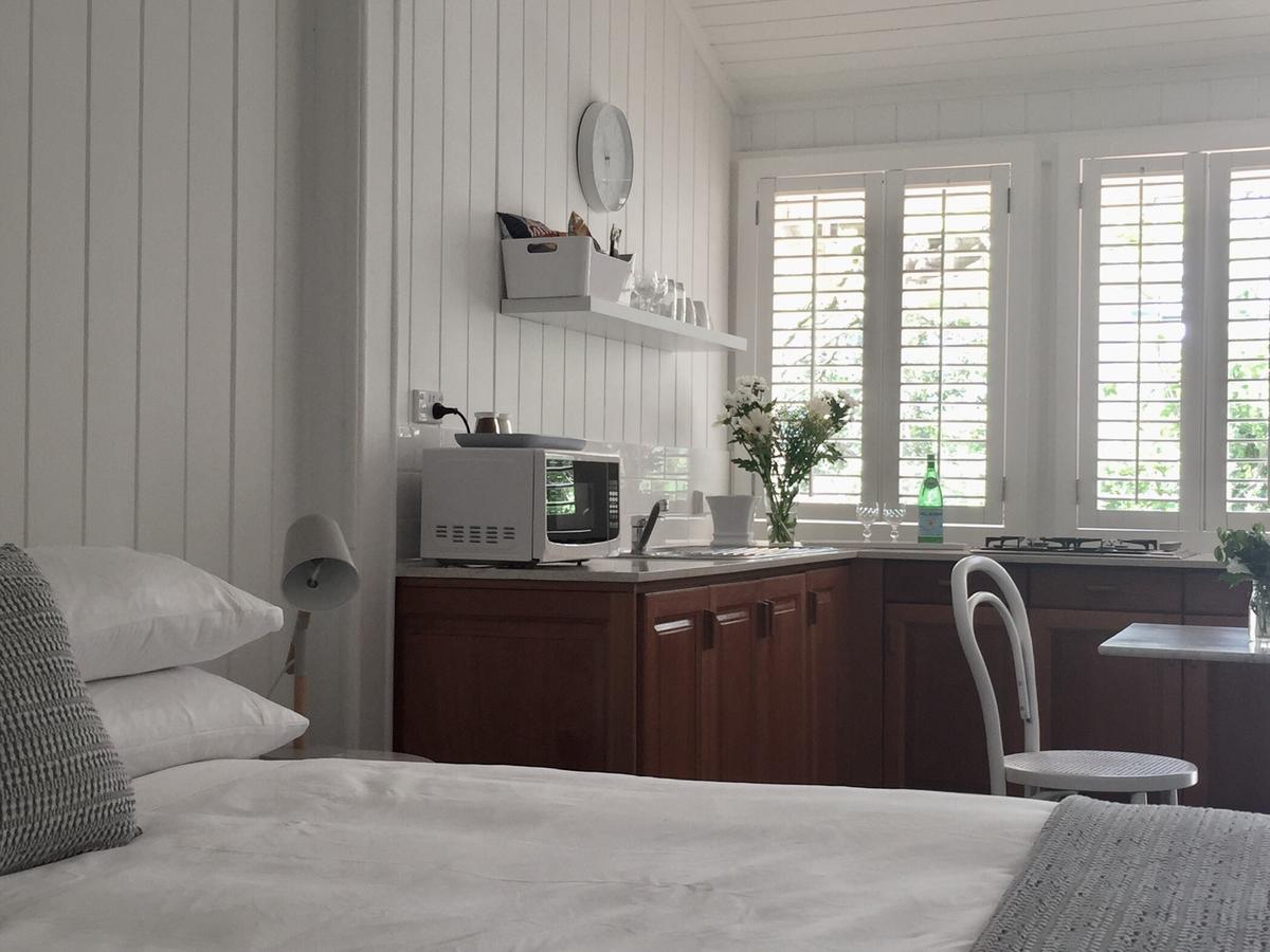 Bardon QLD eAccommodation