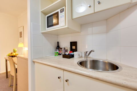 Oakwood Hotel & Apartments Brisbane - eAccommodation 9