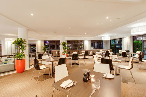Oakwood Hotel & Apartments Brisbane - eAccommodation 7