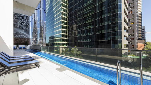 Oaks Brisbane River City Suites - eAccommodation 3