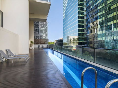 Oaks Brisbane River City Suites - eAccommodation 5