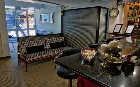 Soho Brisbane - eAccommodation 14
