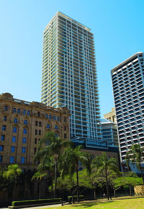 Oaks Brisbane Casino Tower Suites - eAccommodation 4