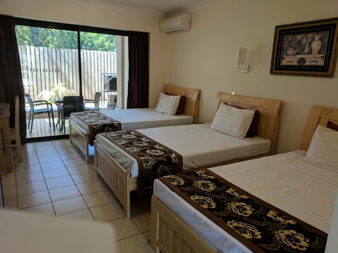 Novena Palms Motel - eAccommodation 23