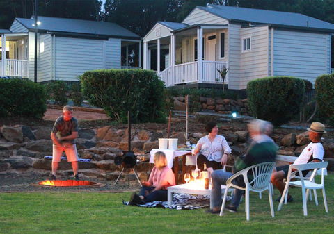 Hampton Estate Wines - eAccommodation 18