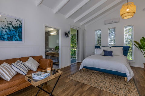 Hampton Estate Wines - eAccommodation 30
