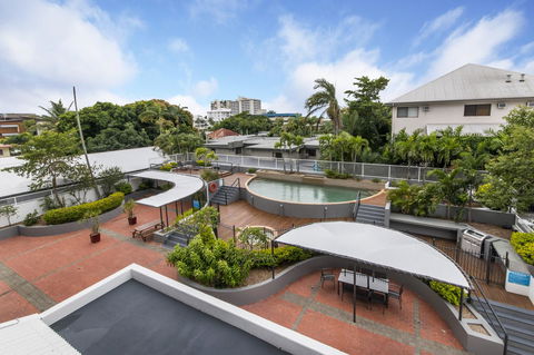 Sunshine Tower Hotel - eAccommodation 17