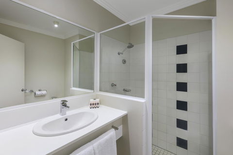 Mercure Brisbane Garden City - eAccommodation 11