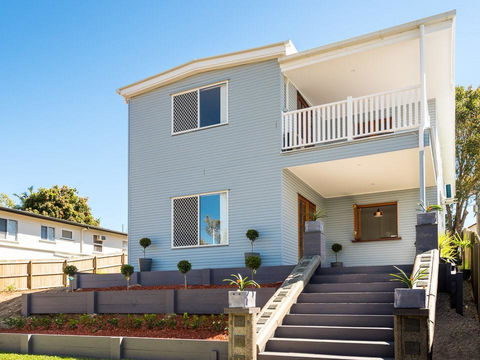 Briz Stays - Whites Road - eAccommodation 7