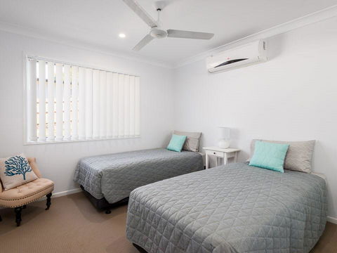 Briz Stays - Whites Road - eAccommodation 6