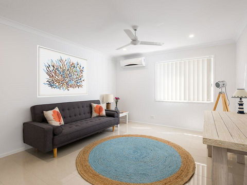 Briz Stays - Whites Road - eAccommodation 3