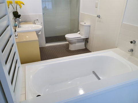 Azure Sea Whitsunday Resort - eAccommodation 3