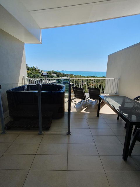 Azure Sea Whitsunday Resort - eAccommodation 24