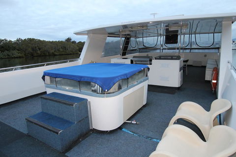 Coomera Houseboats - eAccommodation 24