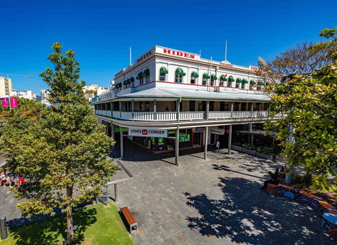 Hides Hotel - eAccommodation 21