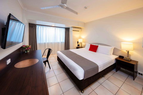 Hides Hotel - eAccommodation 0
