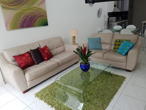Sutton's Beach Unit - eAccommodation 5