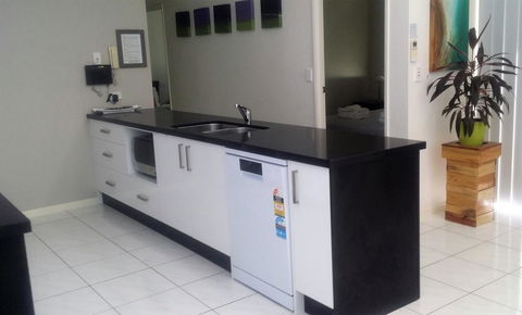 Sutton's Beach Unit - eAccommodation 2