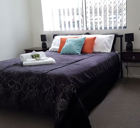 Sutton's Beach Unit - eAccommodation 14
