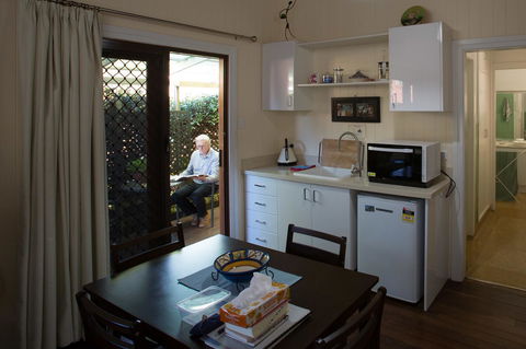 Pale Pacific Holiday Units - eAccommodation 26