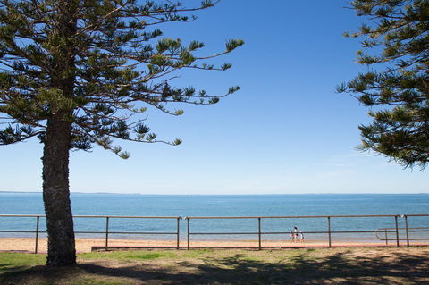 Pale Pacific Holiday Units - eAccommodation 7