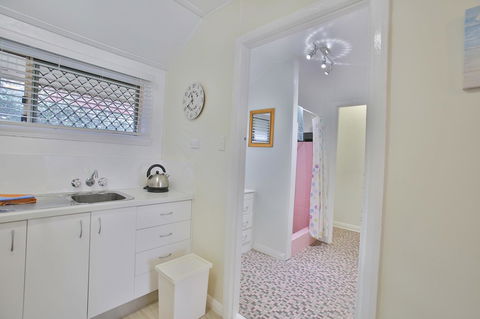 Pale Pacific Holiday Units - eAccommodation 30
