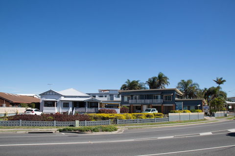 Pale Pacific Holiday Units - eAccommodation 0