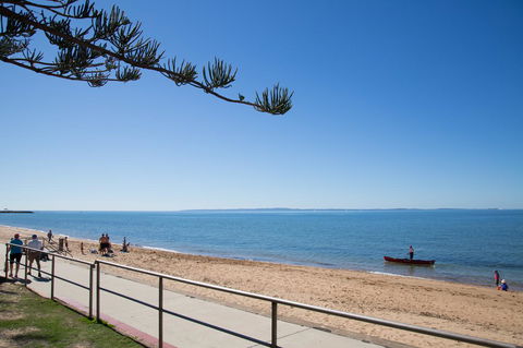 Pale Pacific Holiday Units - eAccommodation 6