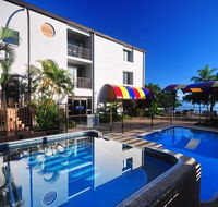Waters Edge The Strand - eAccommodation