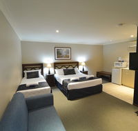Wattle Grove Motel - eAccommodation