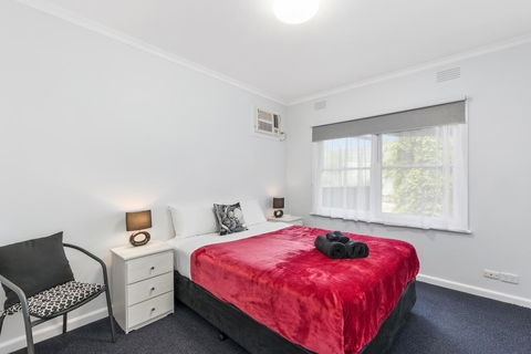 Wattle Grove Villa - eAccommodation 1