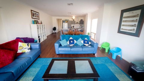 Wenneelys - 26/45 St Andrews Boulevard - eAccommodation 1