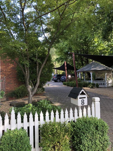 Westwood Lodge Apartments - eAccommodation 0