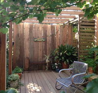 Whispering Pines Bed and Breakfast - eAccommodation