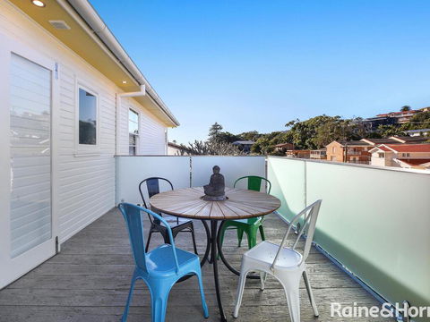 White Beach - 42 Ash Street - eAccommodation 2