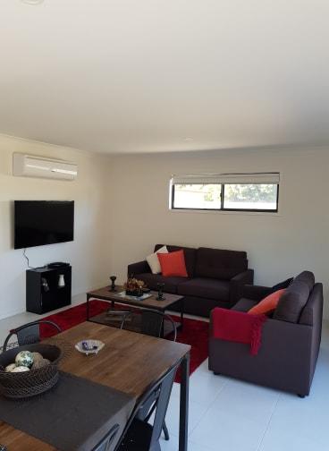 White Caps B - New Styles & Spacious Home - eAccommodation 3