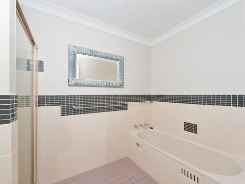 White Sands @ Fingal Bay - eAccommodation 1