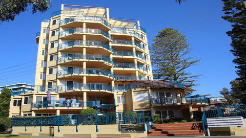 Whitesands G2 - Main Beach Location - eAccommodation 0
