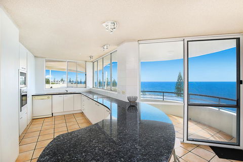 Wickham Cove Unit 10, 45 Albert Street. Kings Beach - eAccommodation 2