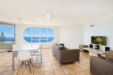 Wickham Cove Unit 10, 45 Albert Street. Kings Beach - eAccommodation 3