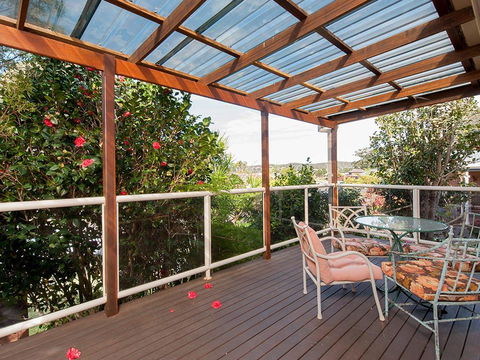 Wildflowers @ Fingal Bay - eAccommodation 0